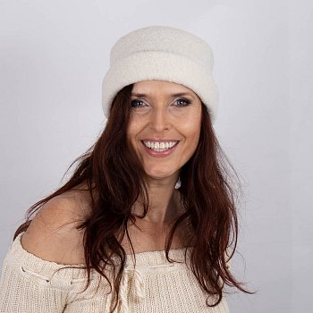 Jarika women's winter hat